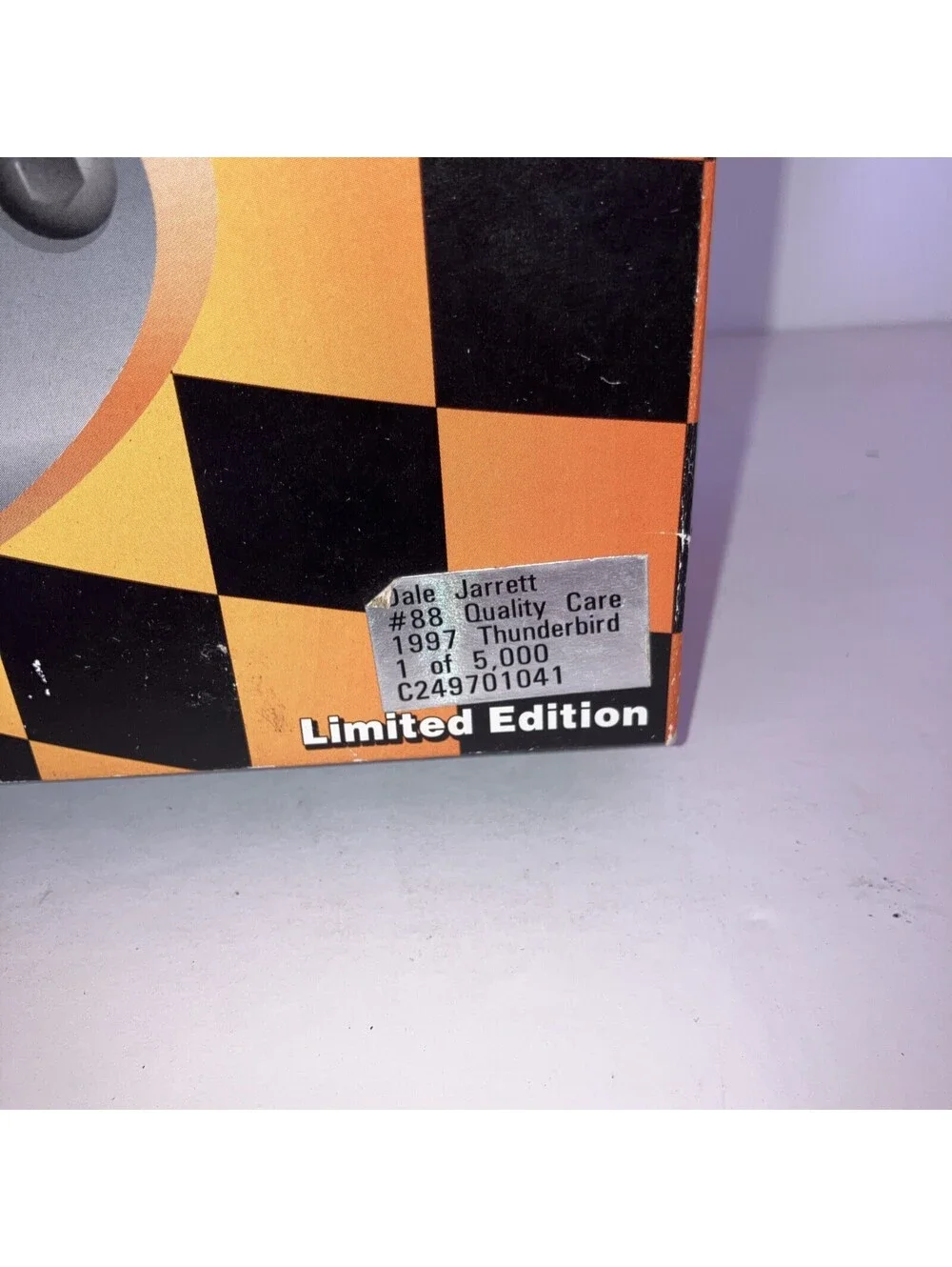 VINTAGE 1997 DALE JARRETT #88 Quality Care Thunderbird NASCAR 1/24 Die Cast NEW